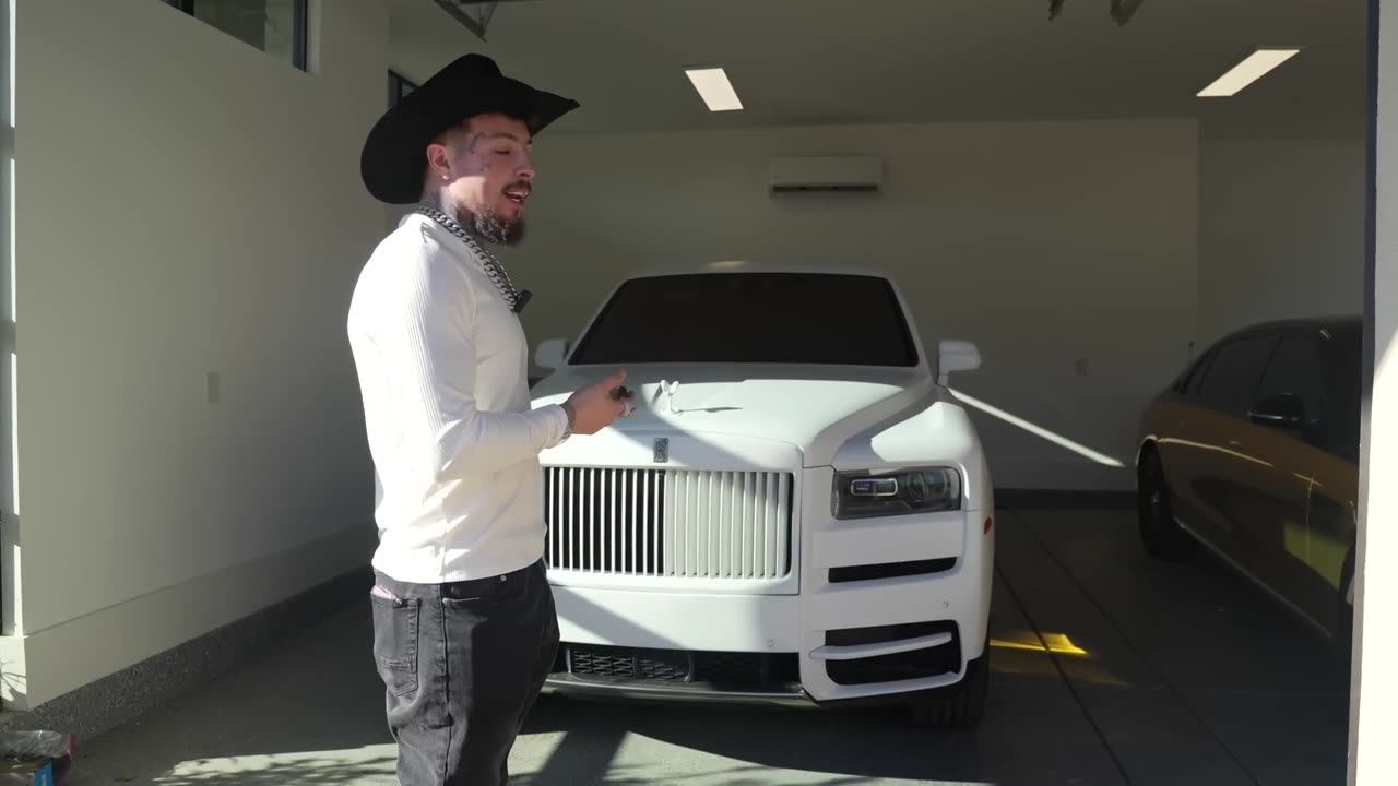 DISCLOSING HIS $3,000,000 SUPER CAR COLLECTION, MambaFX