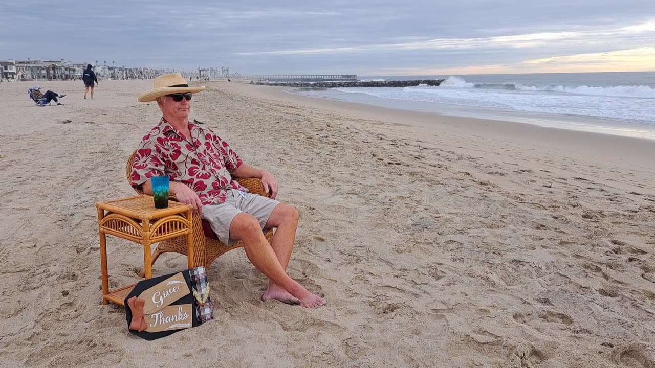 #212 Newport Beach - 40th Street, California. Thanksgiving Edition.