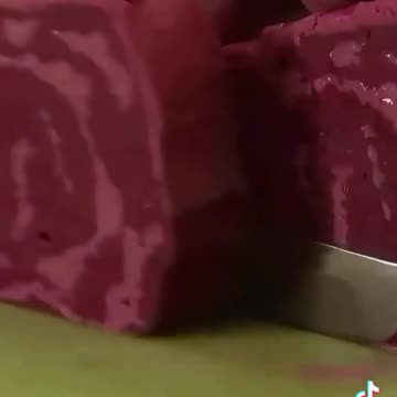 LAB GROWN STEAK