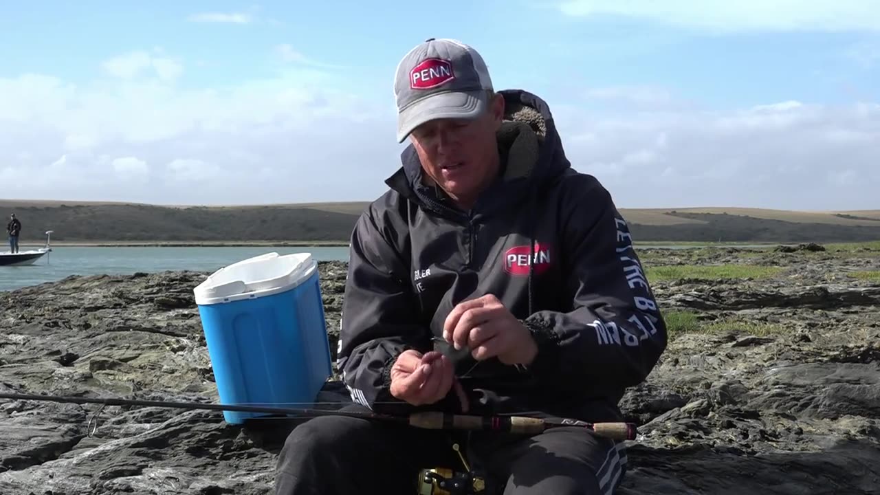 Rigging a Bloodworm For Targeting Grunter