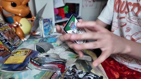 POKEMON PRISMATIC (UNBOXING)