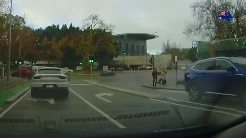 Right turn only straight lane chronicles