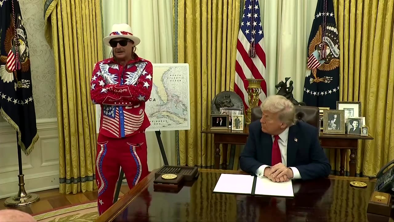 Trump signs executive order targeting ticket scalping