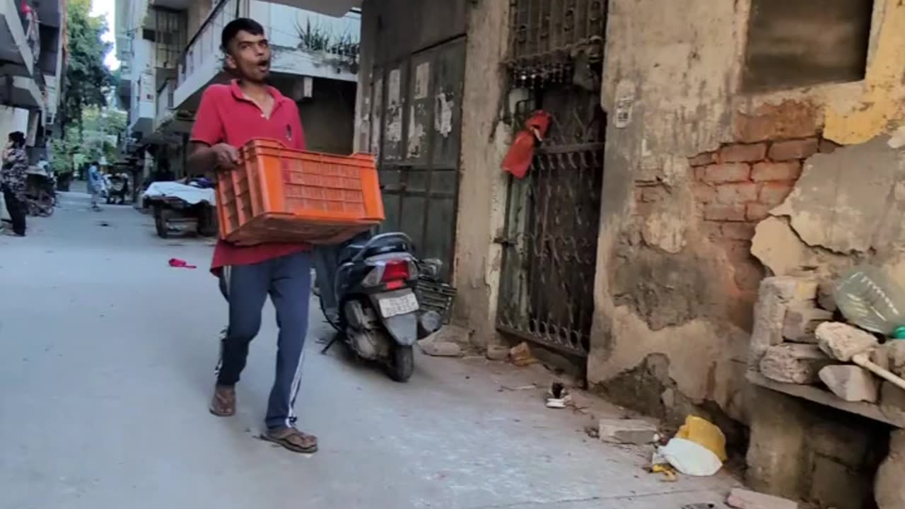 Leaving my apartment and walking through Shapur Jat, Delhi