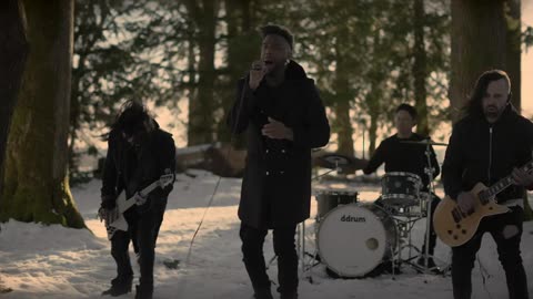 THE VEER UNION - Caught In The Crossfire (OFFICIAL VIDEO)