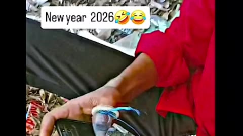 Condom Sleeves > Regular Sleeves? 😂 Free Fire Hacks for 2026!