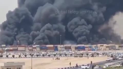 عاجل | التلفزيون الايراني ينفي وقوع اي انفجار ثانٍ في بندر عباس كما روجت بعض وسائل الاعلام.