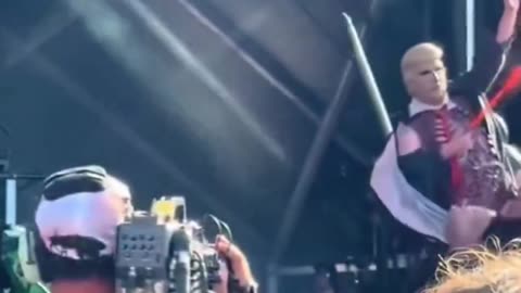 Musk and Trump effigies slaughtered at Chicago concert.