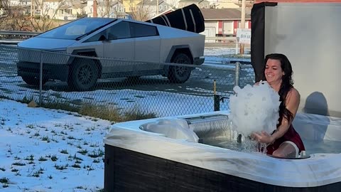Guy Throws Giant Snowball Into Girlfriend's Hot Tub