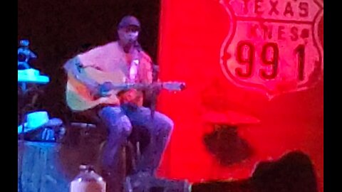 Joe King, "Neon Moon" (cover)