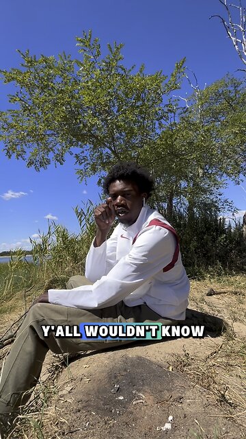 😳 Stay Aware Of Your Surroundings 😳