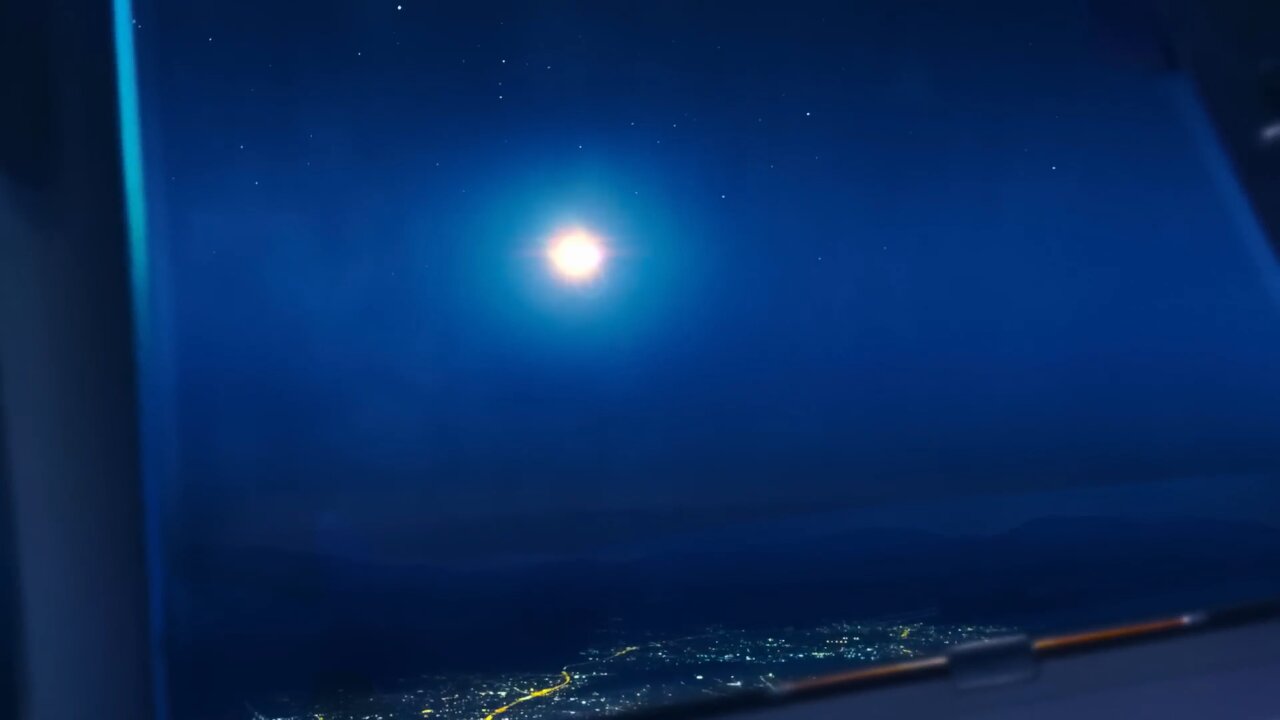 Commercial Pilots and UFOs