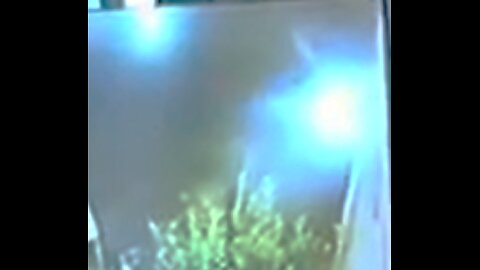 CHRIS WATTS DISCUSSION - RAW VIDEOS,(HAIR, NATE HAS NOTHIN' & WHO TURNED ON MOTION SENSOR?