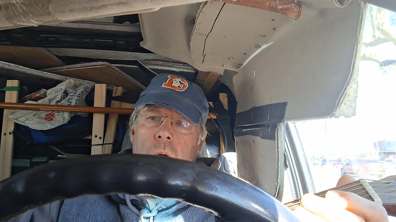 all the liitle horseys out there