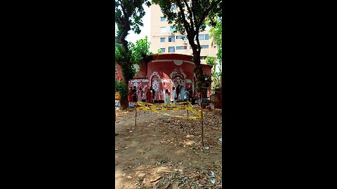 4k footage of couples gathering at Kala Bhavan on Boishakh 2025