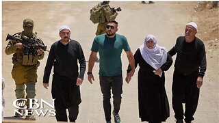 Israel Defends Attacks on Syrian Government Targets