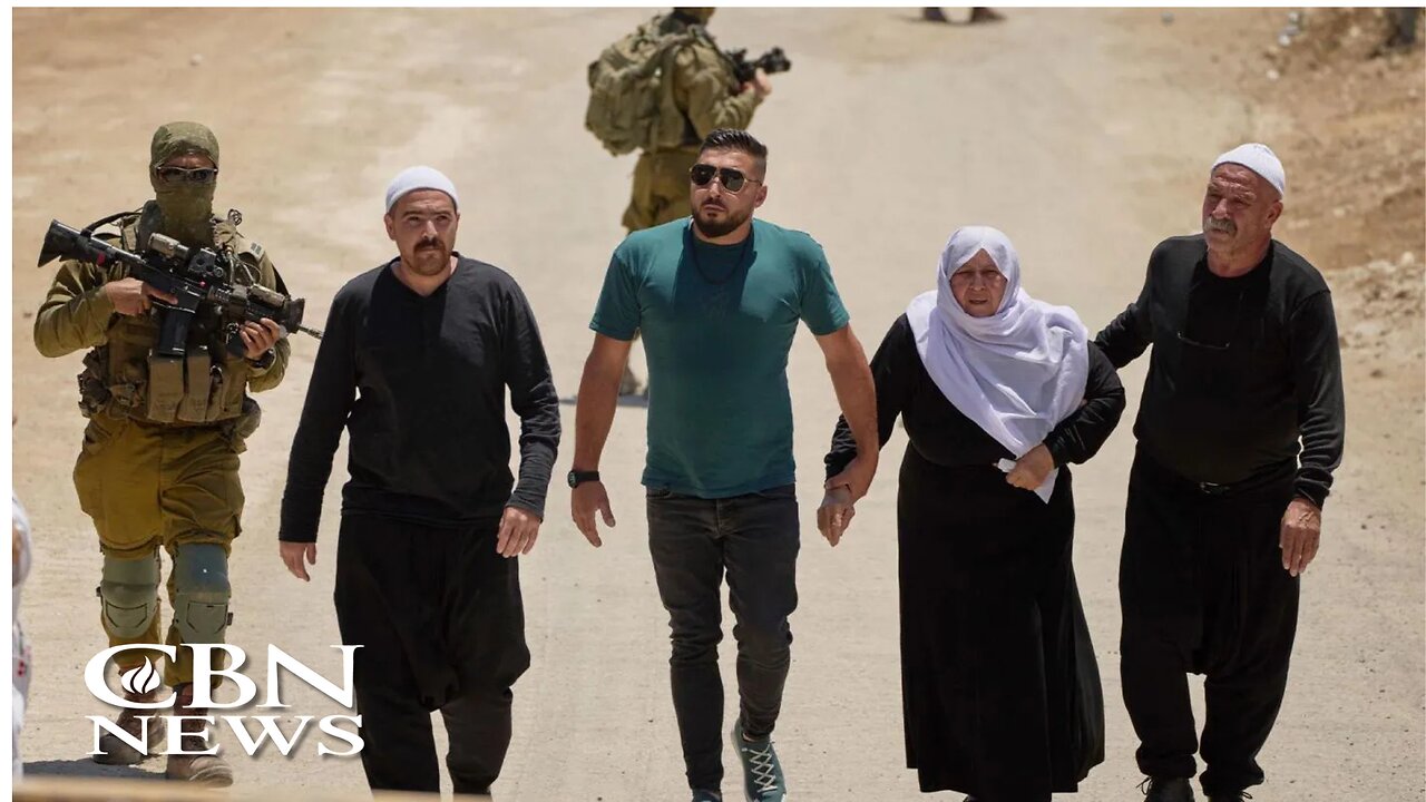 Israel Defends Attacks on Syrian Government Targets