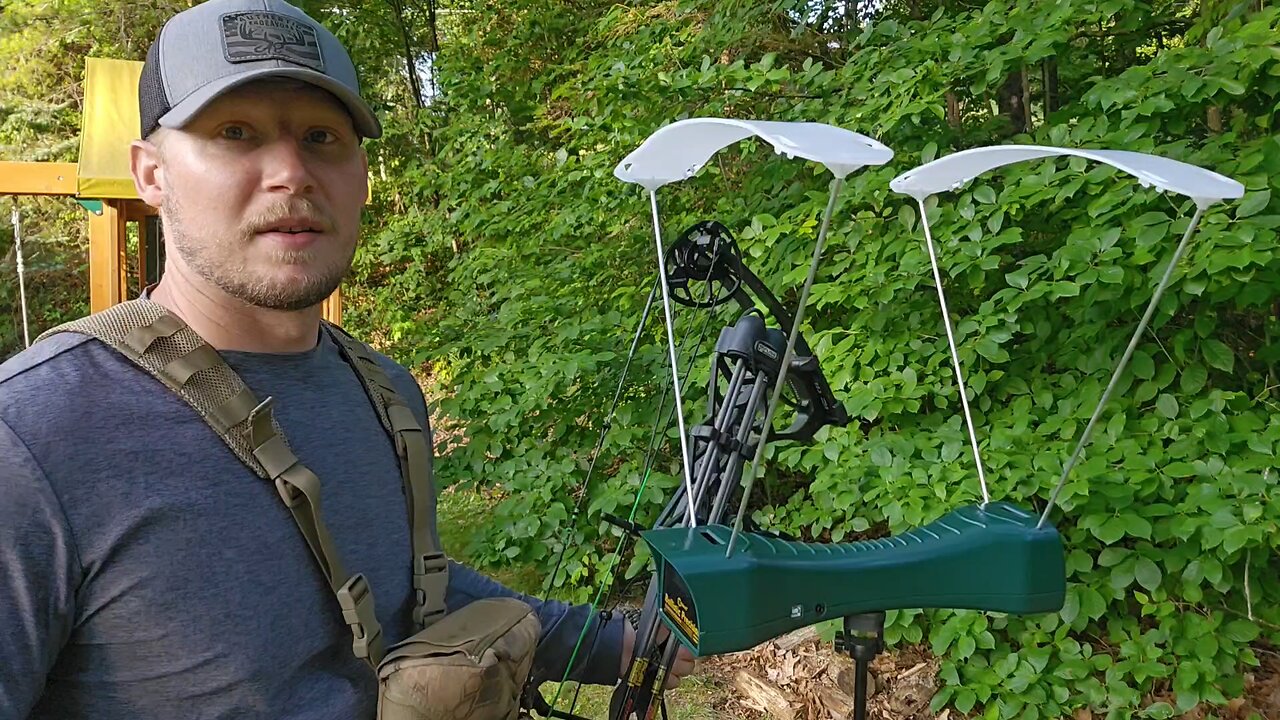 How fast does a Hoyt Compound Bow Shoot? #archerypractice #hoytarchery #archery