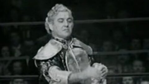 Gorgeous George Changed TV Wrestling FOREVER – 1951 Classic Match Breakdown!