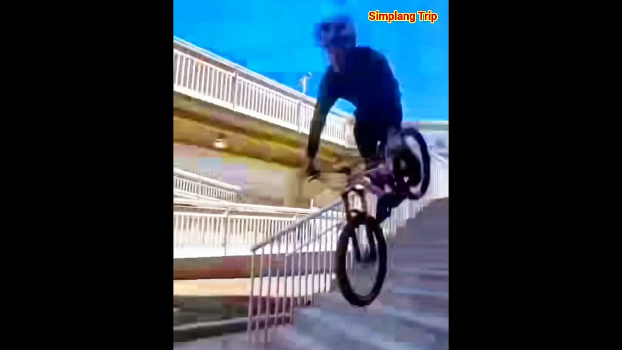 Simplang Trip 89: Here’s what will happen if you fail to land your bicycle on the ground.