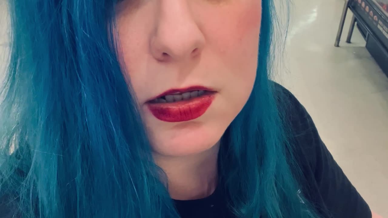 #Trying to #Shop while #HoldTheLine by #Toto is playing