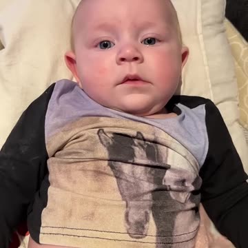 baby kayla day 122 – sleepy and camera shy moment 😴📷