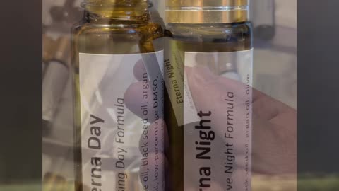 Eterna Day & Night Anti-Aging Oil Roll-ons