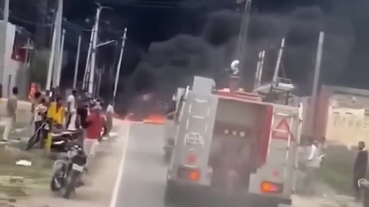 Pakistani JF17 and F-16 attacked india