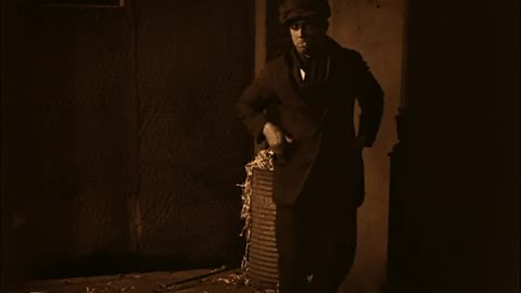 The Red Lily (1924)