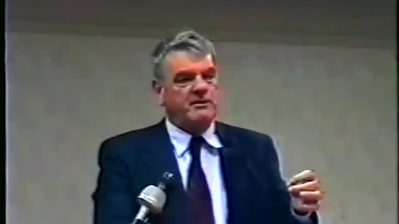 David Irving: Smear Campaigns (1998)