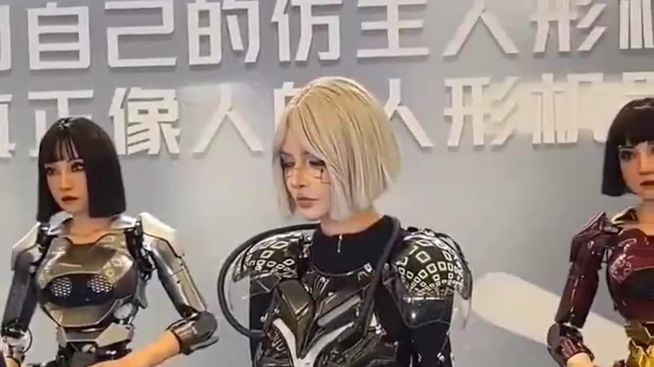 China Unveils Alita Battle Angel Robot...