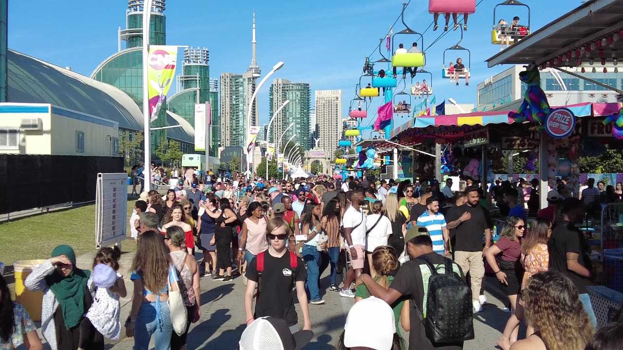 Top 10 Things To Do In Toronto, Canada | Must-See Attractions, Food & Travel Tips In 4K
