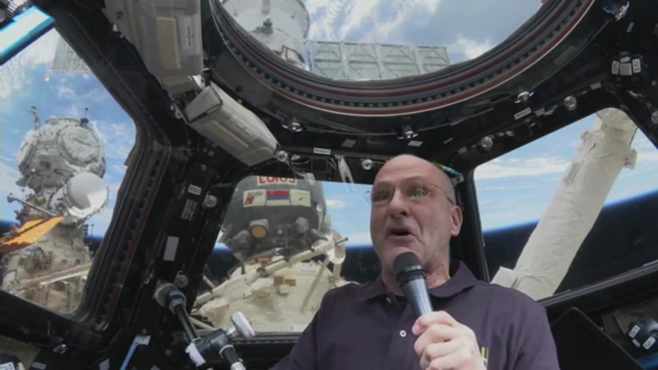 NASA Astronaut Don Pettit Talks Space Life with Neil deGrasse Tyson! 🌌🧑‍🚀