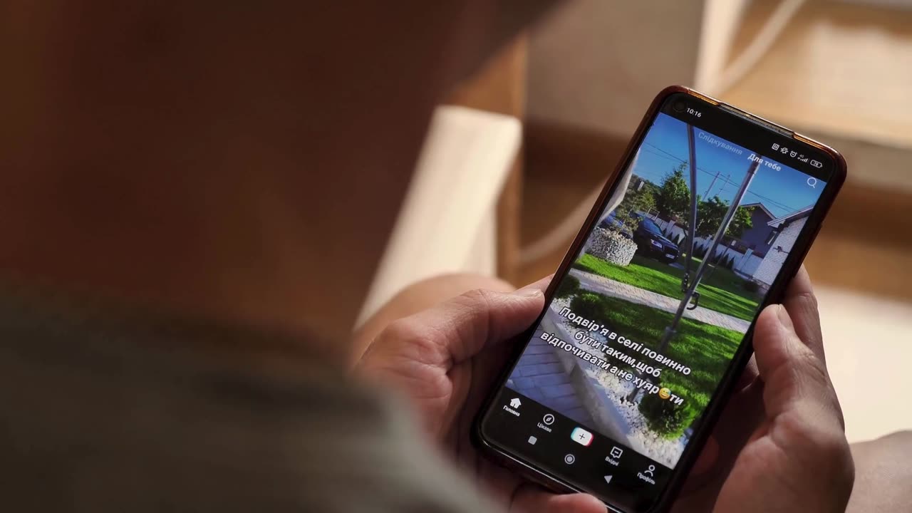 The Pros and Cons of TikTok Volgers Kopen You Need to Know