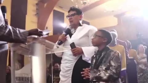 Bishop Marvin Winans blast member donating $1,200 instead of $2,000 during a fundraiser.