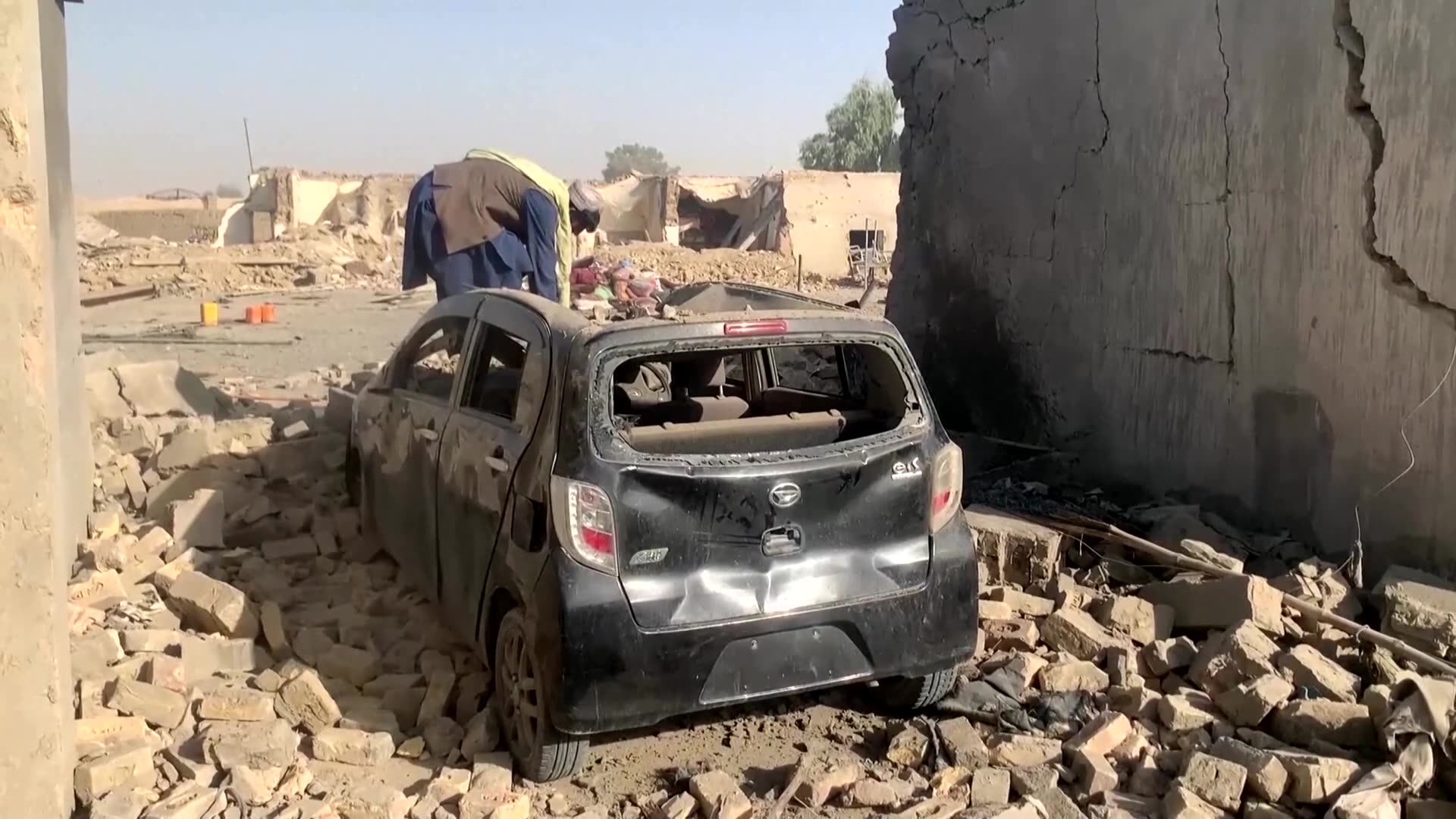 Afghan-Pakistani peace talks collapse, truce continues, Taliban says