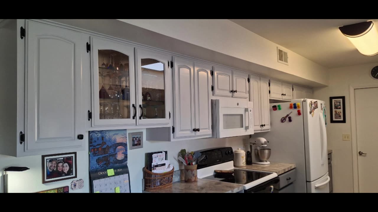 Lindsey's Kitchen Cabinet Pics