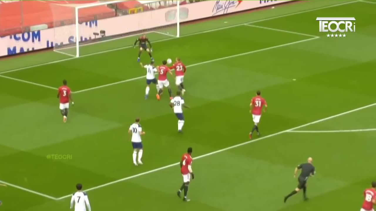 Harry Maguire's Surprising Speed: Watch Him Escape!