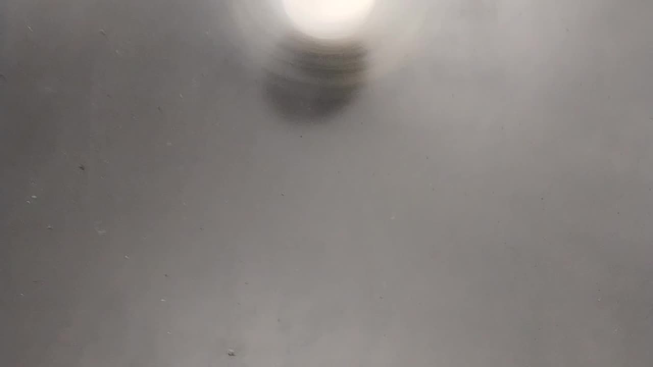 play with a stopper water pipe!