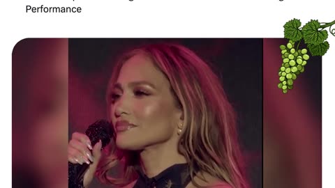 Jennifer Lopez Flicks Bug Off Of Her While She Was On Stage Mid Performance