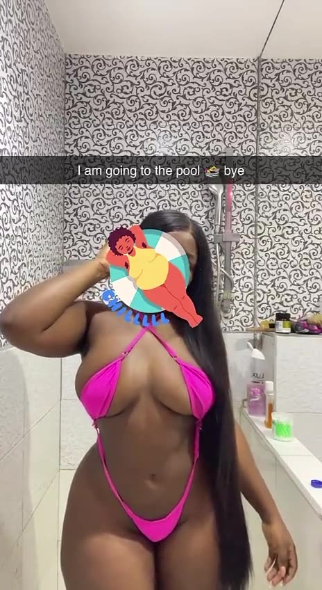 Pool party Time for lady's.