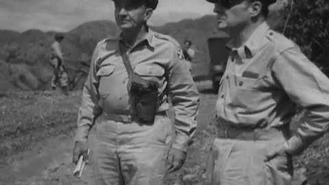 GEN. DOUGLAS MACARTHUR TOURING PHILIP... - GEN. DOUGLAS MACARTHUR TOURING PHILIPPINES - 111-adc-9824