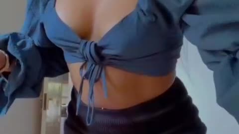Africans girl dance so cool with beat..