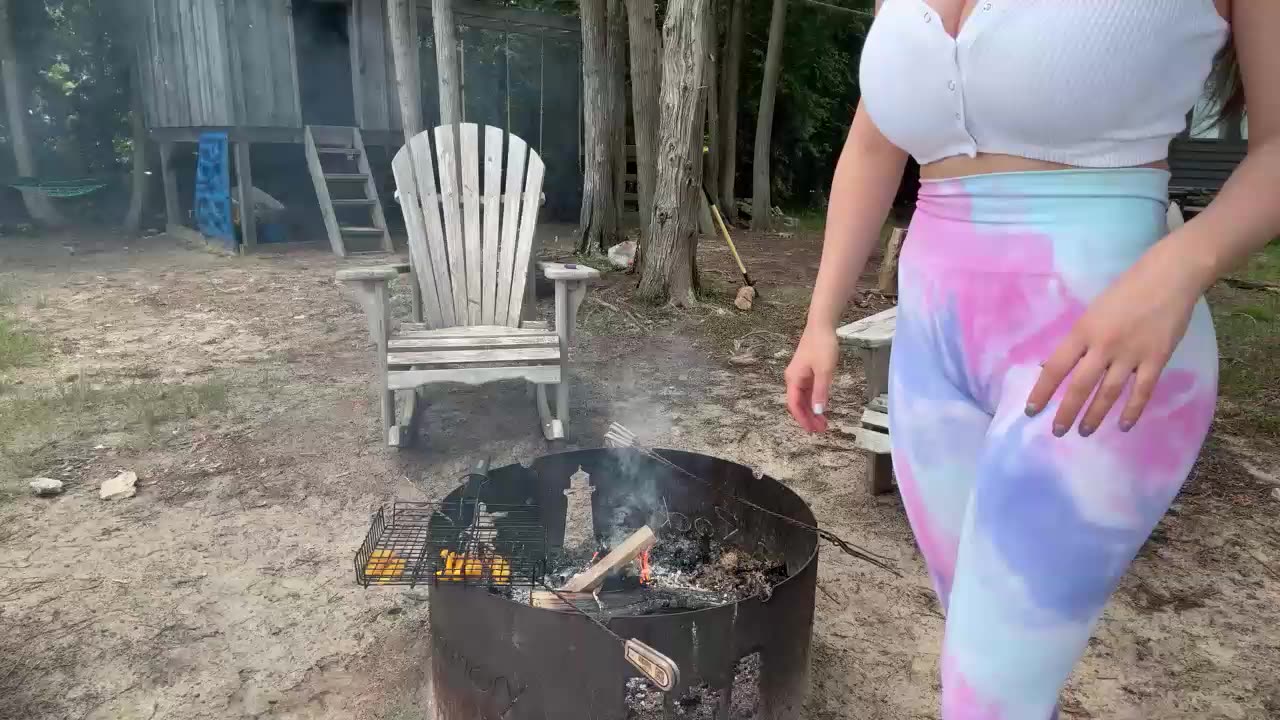 Let me retrowave your summer🪩