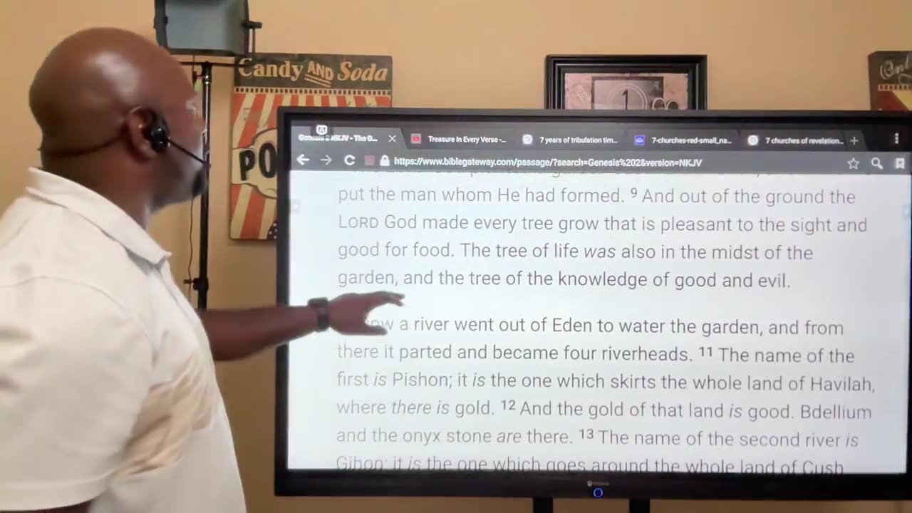 Episode 818: Revelation 1 Jesus created Adam and Eve in different ways for different purposes
