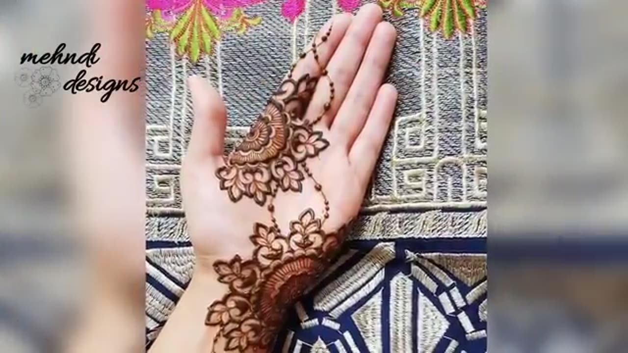 Mehndi designs for eid ✨️