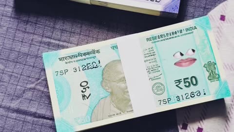 पैसा बोलता है