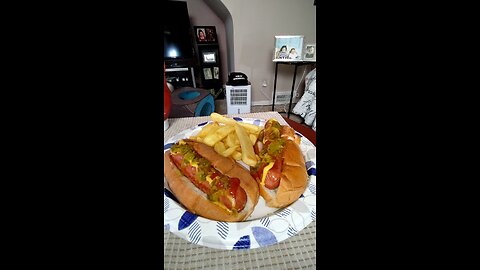 Eating Hebrew National Jumbo Beef Franks, Dbn, MI, 9/8/25