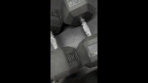 First time attempting 100 lbs barbells 😅