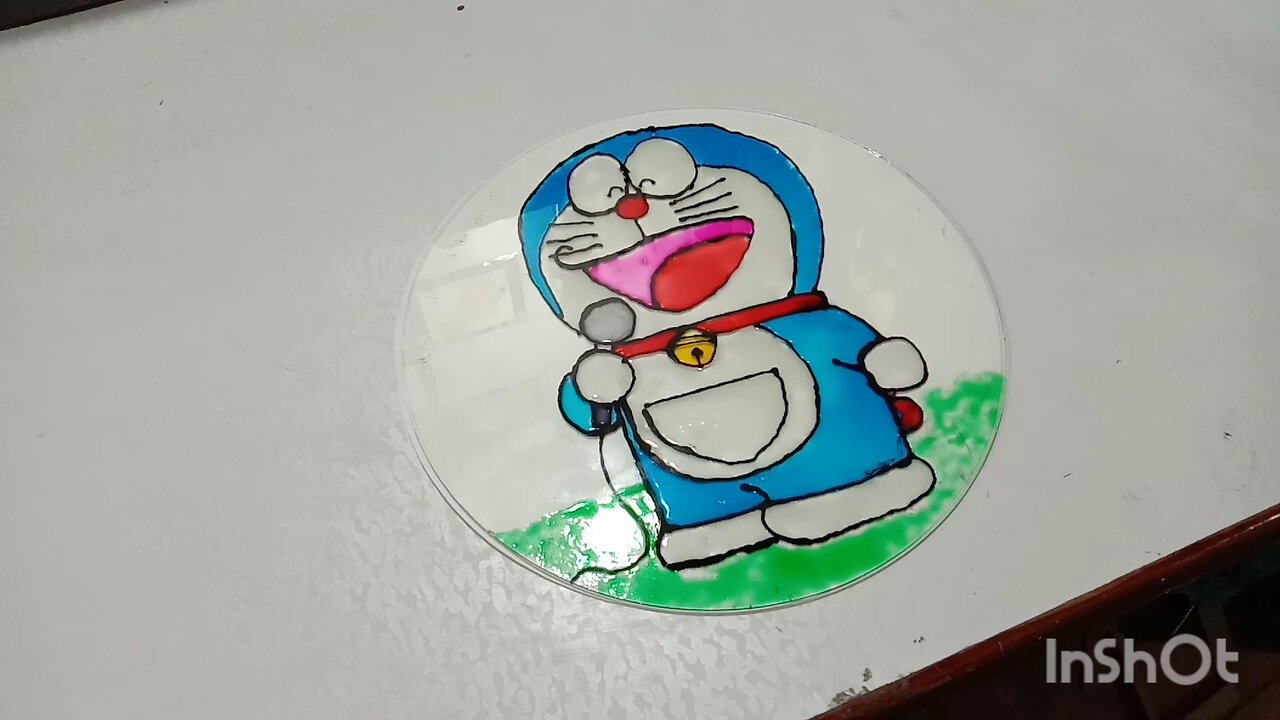 Circle Doreamon glass painting